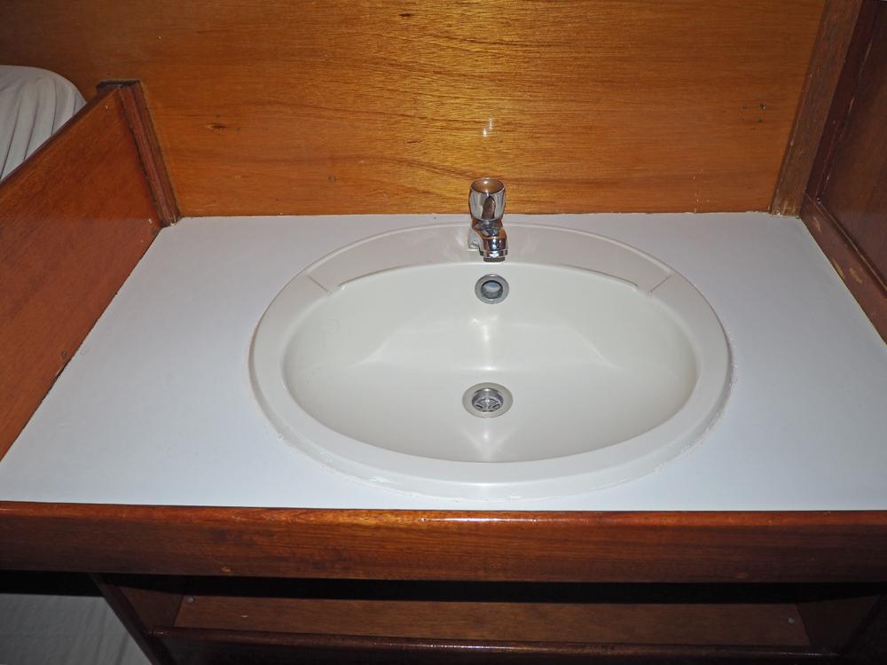 Cabin en avant, H&eacute;bergements